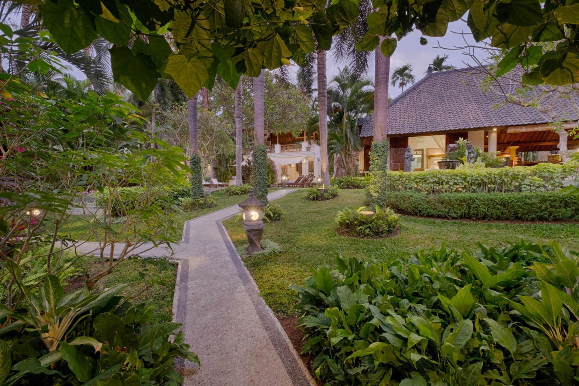 Kutus Kutus Saba Villa *